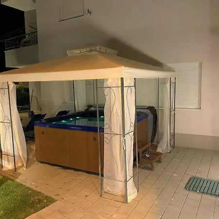 Apartment Lux Apartment Sea Shell With Jacuzzi