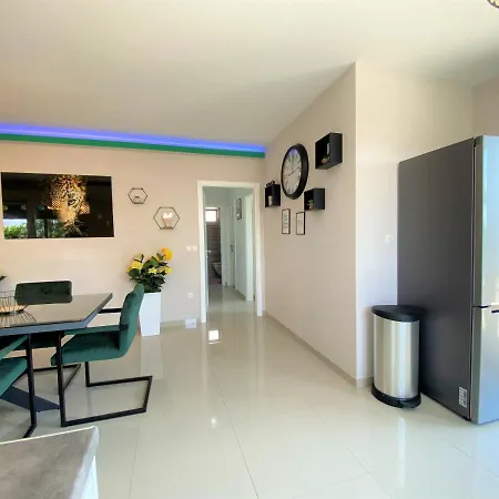 Lux Apartment Sea Shell With Jacuzzi Apartment