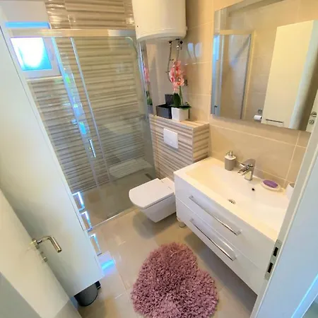 Lux Apartment Sea Shell With Jacuzzi