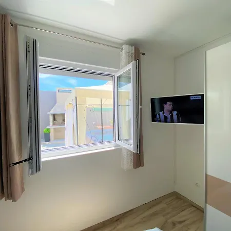 Lux Apartment Sea Shell With Jacuzzi *