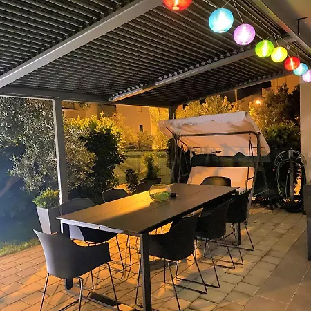 Lux Sea Shell With Jacuzzi Apartamento Makarska