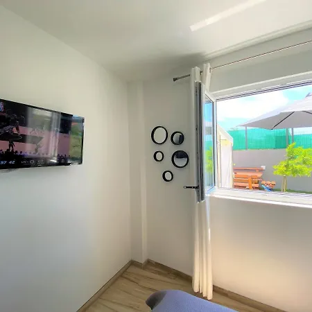 아파트 Lux Sea Shell With Jacuzzi *