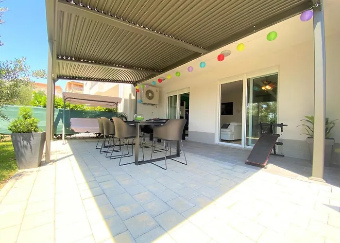 Lux Sea Shell With Jacuzzi Apartamento Makarska