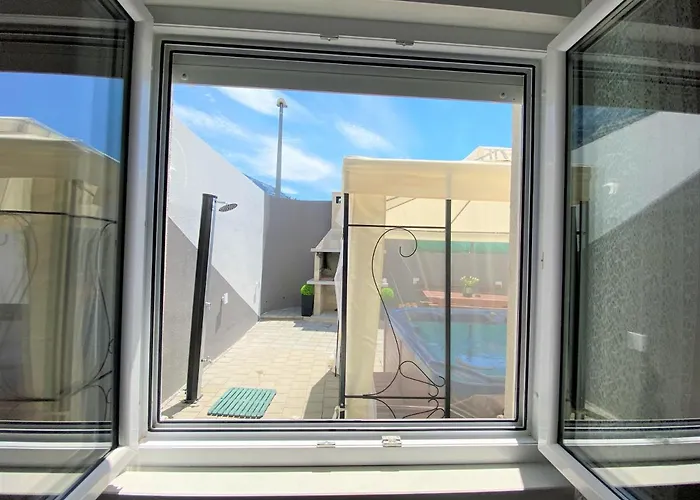 Lux Sea Shell With Jacuzzi * Makarská